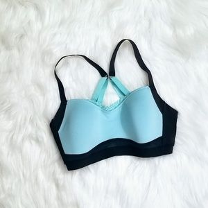 MOVING COMFORT Fine Form Sports Bra
